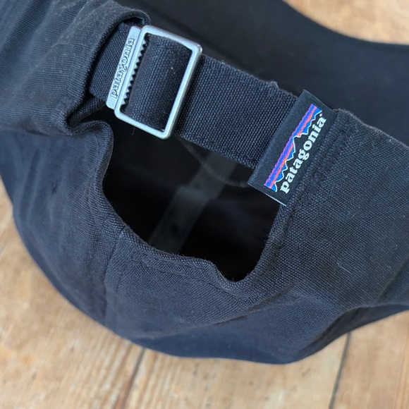 Patagonia Black Ball Cap with Buffalo Patch one size adjustable fabric strap - Picture 3 of 5